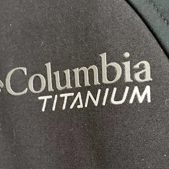 Columbia Men's Black University of Auburn Jacket - BCS Championship 2011 - Large - Picture 3 of 9